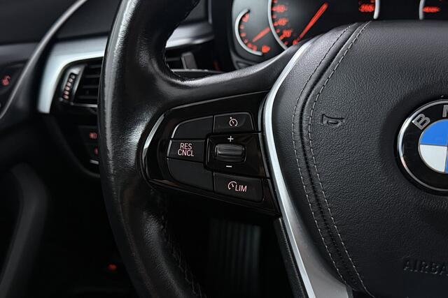 BMW 5-SERIE Touring 530i Executive (ELEKTR STOELEN, NAVIGATIE, CRUISE CONTROL, DEALER ONDERHOUDEN)