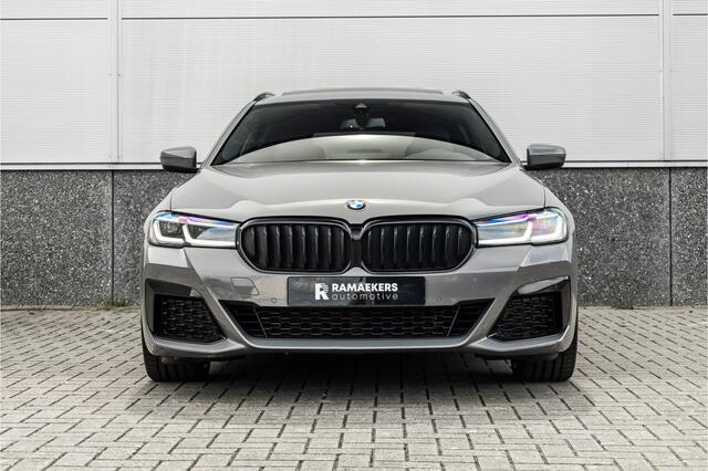 BMW 5-SERIE Touring 530i High Executive M-Sport 20inch / Bernina Grau / Pano / Camera / Laser