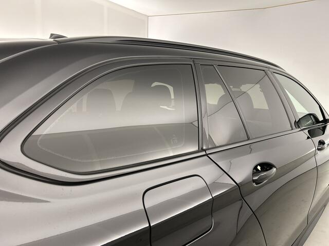 BMW 5-SERIE Touring 520i High Exe. M-Sport Pano-dak/Leder/Camera/Keyless Entry