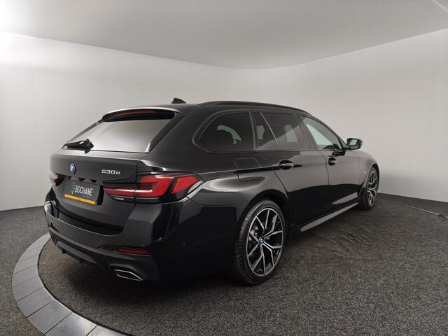 BMW 5-SERIE 530e Touring M-Sport | Pano | 360 Camera | Leer | Carplay | SOH 97%