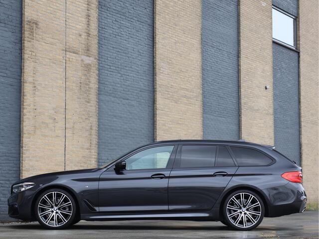 BMW 5-SERIE Touring 520i M Sport | 20" Individual 759i | Pano | HUD | Harman/Kardon | Leder |
