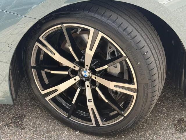 BMW 5-SERIE Touring 550e xDrive M-SPORT ** PANORAMA, BRUIN LEDER, TREKH, 20-inch LMV, ADAPT. CRUISE ** 1e EIG - UNGALLFREI - Ex. BMW ** ** INFORMEER OOK NAAR ONZE AANTREKKELIJKE FINANCIAL-LEASE TARIEVEN **