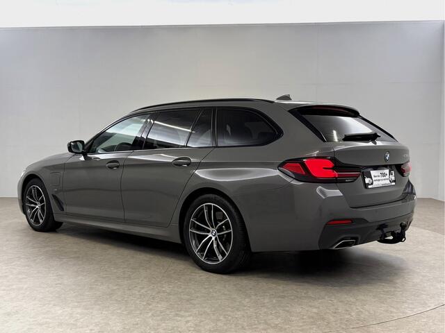 BMW 5-SERIE 530e Touring M-Sport | Pano | H/K | Virtual | HuD | Camera | Berninagrau | BMW-Laser | Sfeer | Trekhaak