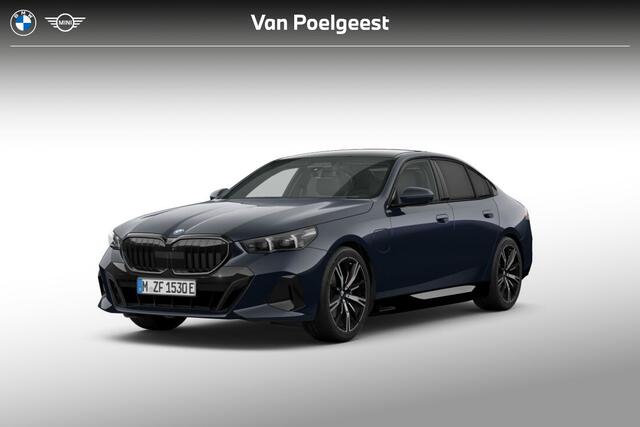 BMW 5-SERIE Sedan 530e M Sport Edition | M Sportpakket Pro | Innovation Pack | Travel Pack | Comfort Pack