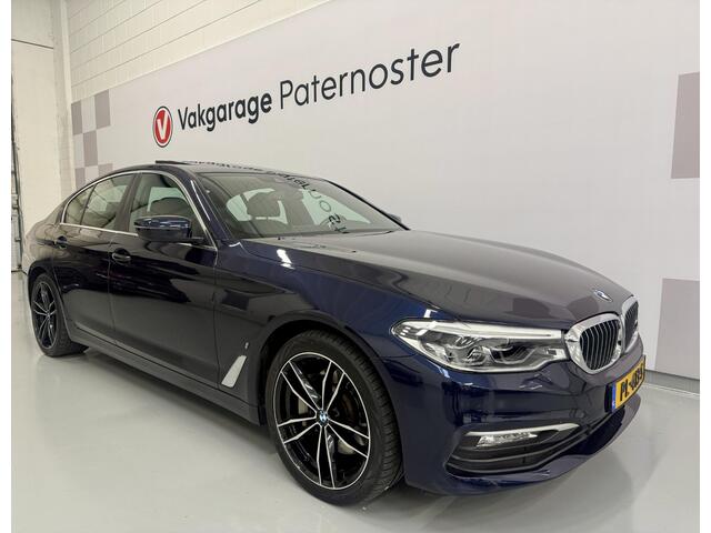 BMW 5-SERIE 530e iPerformance High Executive 18'' LMV / Pano / Leer