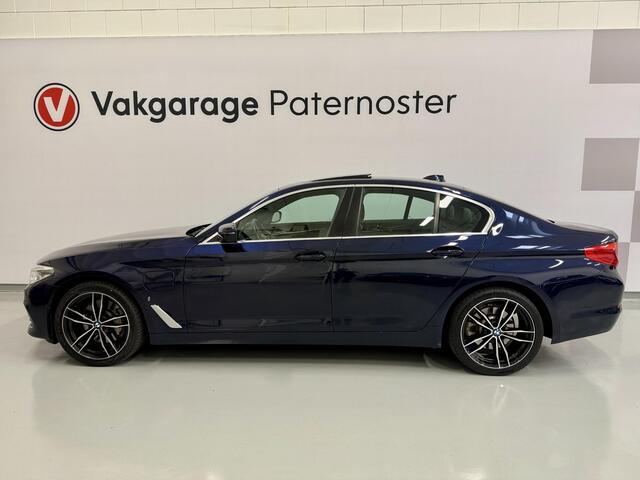 BMW 5-SERIE 530e iPerformance High Executive 18'' LMV / Pano / Leer