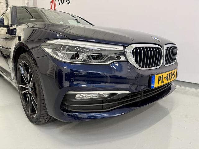 BMW 5-SERIE 530e iPerformance High Executive 18'' LMV / Pano / Leer