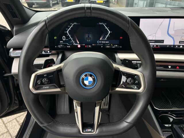 BMW 5-SERIE Touring 550e xDrive | Panoramadak | Head-Up