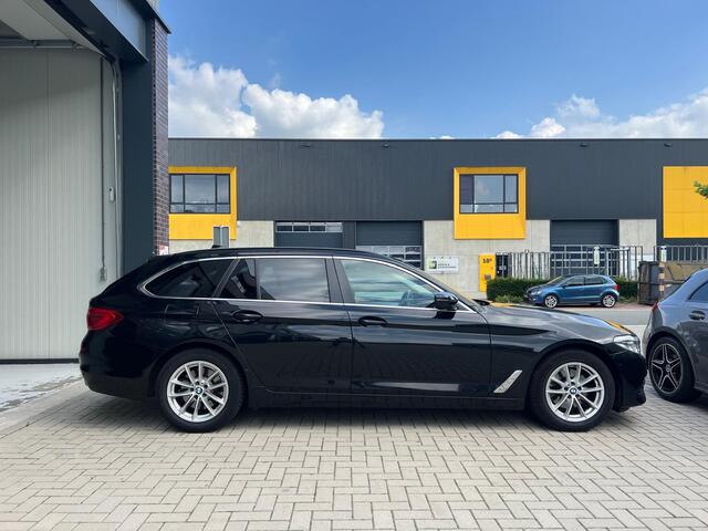BMW 5-SERIE 520i High Executive Leder / Clima / Cruise / Trekhaak / NAP