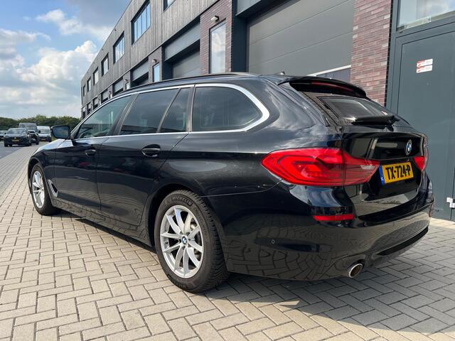 BMW 5-SERIE 520i High Executive Leder / Clima / Cruise / Trekhaak / NAP