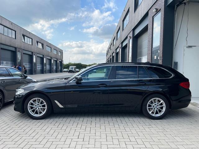 BMW 5-SERIE 520i High Executive Leder / Clima / Cruise / Trekhaak / NAP