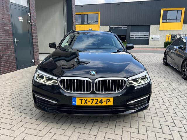 BMW 5-SERIE 520i High Executive Leder / Clima / Cruise / Trekhaak / NAP