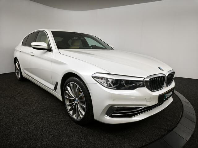 BMW 5-SERIE 530e iPerformance High Executive | Lederen bekleding | Achterruitrij Camera | Stoelverwarming