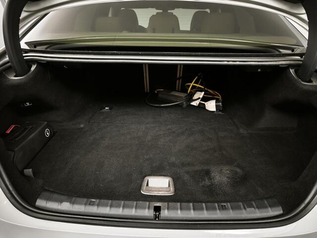 BMW 5-SERIE 530e iPerformance High Executive | Lederen bekleding | Achterruitrij Camera | Stoelverwarming