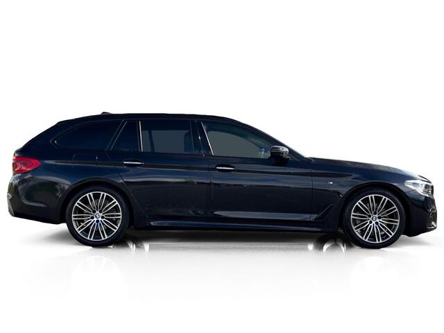 BMW 5-SERIE Touring 520i M-Sport ? Pano ? Trekhaak ? Camera