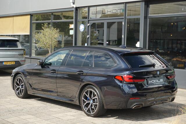 BMW 5-SERIE Touring 530e High Executive | M pakket | PANO | Laser