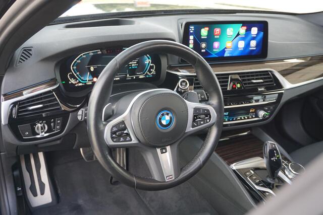 BMW 5-SERIE Touring 530e High Executive | M pakket | PANO | Laser