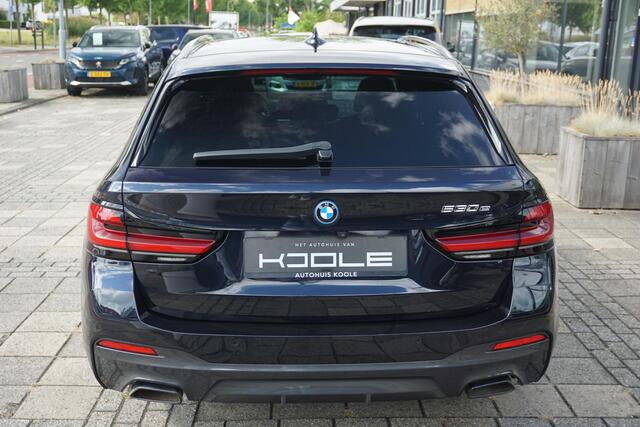 BMW 5-SERIE Touring 530e High Executive | M pakket | PANO | Laser