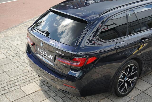 BMW 5-SERIE Touring 530e High Executive | M pakket | PANO | Laser