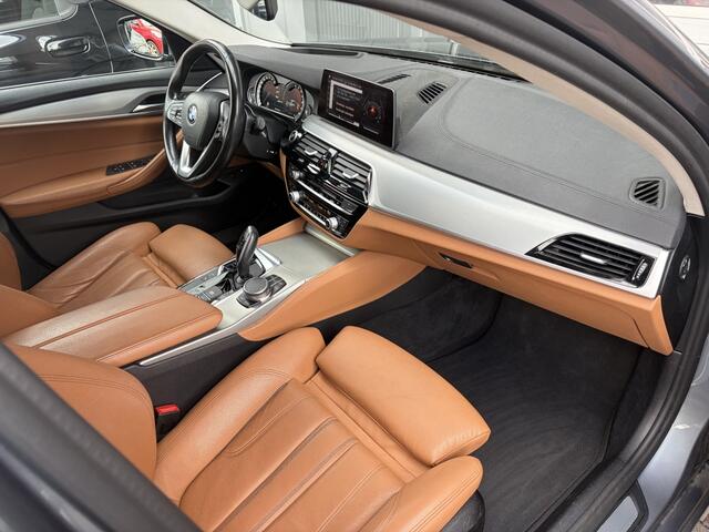 BMW 5-SERIE 530e iPerf High Exe / VOL OPTIE! / HEAD UP! / ADD CRUISE / LANE ASS