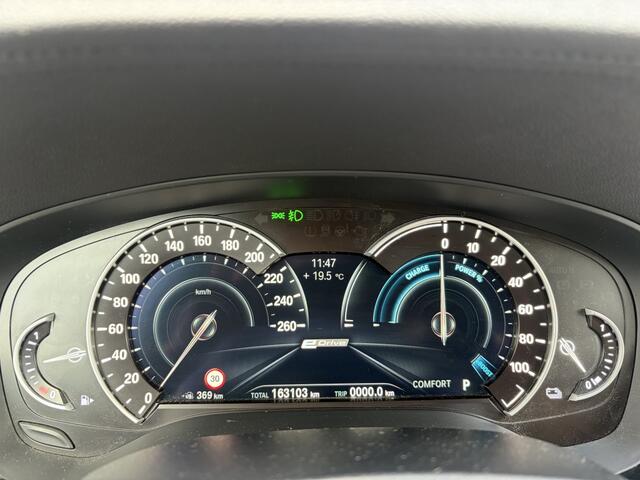 BMW 5-SERIE 530e iPerf High Exe / VOL OPTIE! / HEAD UP! / ADD CRUISE / LANE ASS