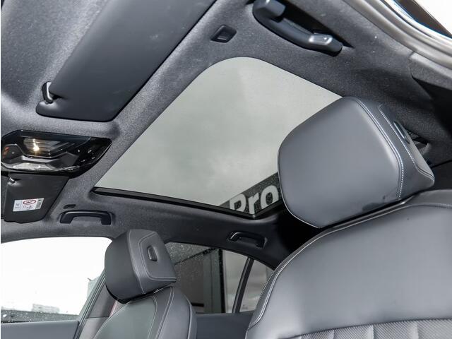 BMW 5-SERIE 550e xDrive M-SPORT ** LED, LEDER, PANO, TREKH, 20-inch LMV, M-REMMEN, MEM ** Ex BMW-AG ** ** INFORMEER OOK NAAR ONZE AANTREKKELIJKE FINANCIAL-LEASE TARIEVEN **