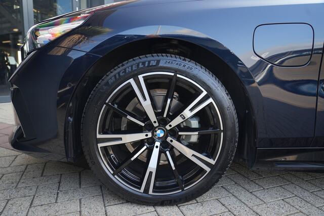 BMW 5-SERIE Touring 530e M Sport High Executive 300pk Panoramadak/HarmanKardon/360Camera