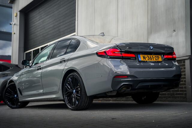 BMW 5-SERIE 545e xDrive Business Edition Plus M-Sport / Pano-Dak/ Adapt.Cruise/ Laserlight/ HUD/ 360° Camera/ H&K/ Soft-Close/ Keyless/ 20'' LMV