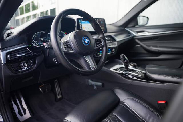 BMW 5-SERIE 545e xDrive Business Edition Plus M-Sport / Pano-Dak/ Adapt.Cruise/ Laserlight/ HUD/ 360° Camera/ H&K/ Soft-Close/ Keyless/ 20'' LMV