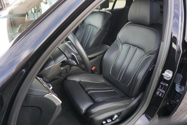 BMW 5-SERIE Touring 530i High Executive | M-Sport | 4WS | PANO |