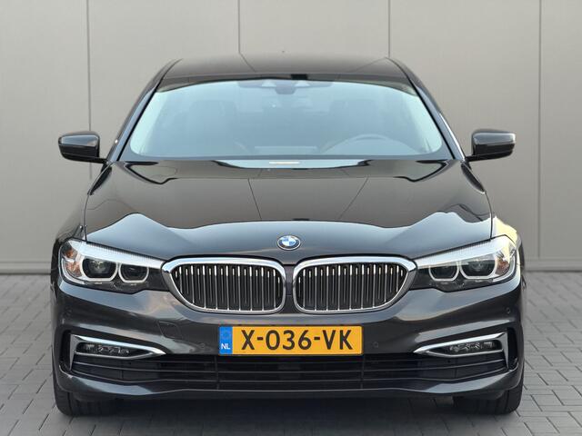 BMW 5-SERIE 530e iPerformance High Executive | Leder | Sportstoelen | LED | Digitale Cockpit