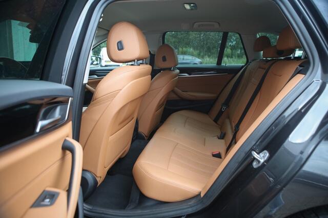 BMW 5-SERIE Touring 530e Bns Edit.+ | Trekhaak | Sfeerverlichting |