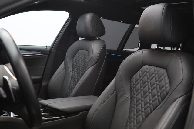 BMW 5-SERIE Touring 530e 293 PK Executive Sensatec M-Sport PHEV, Trekhaak, Panoramadak, Harman/Kardon, Adap. Cruise Control