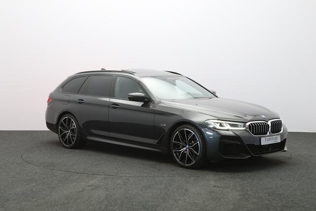 BMW 5-SERIE Touring 530e 293 PK Executive Sensatec M-Sport PHEV, Trekhaak, Panoramadak, Harman/Kardon, Adap. Cruise Control
