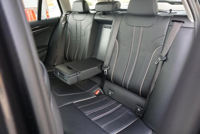 BMW 5-SERIE Touring 530i xDrive High Executive