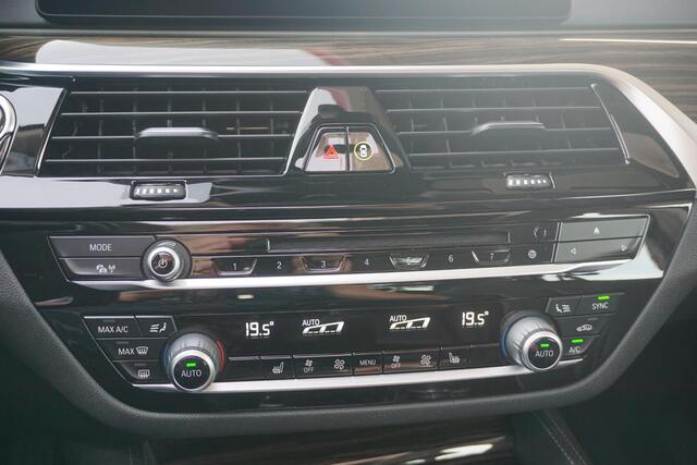 BMW 5-SERIE Touring 530i xDrive High Executive