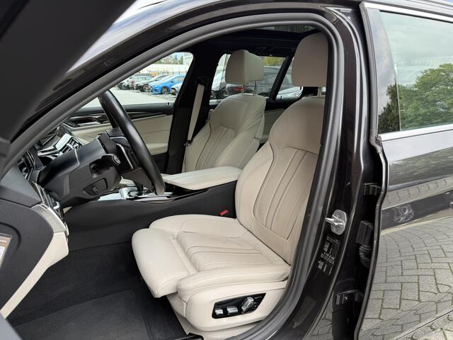 BMW 5-SERIE Touring 520i High Executive