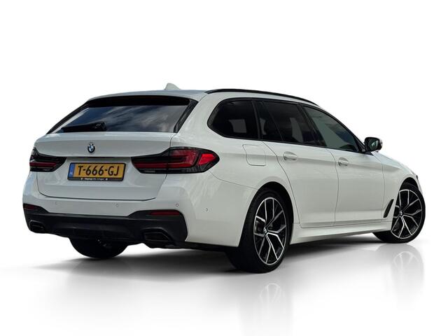 BMW 5-SERIE Touring 520i M-sport ? Pano ? Trekhaak ? Leder