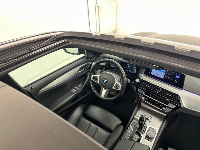 BMW 5-SERIE 530e xDrive M-Sport | Harman/Kardon | Schuif/kanteldak | Co-Pilot |