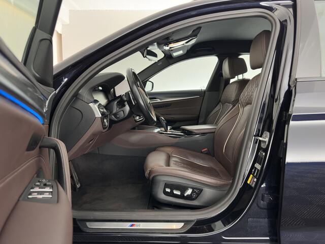 BMW 5-SERIE Touring 530e Business Edition Plus M-Sportpack (Plug-in) (INCL.BTW) *HEAD-UP | LEATHER | LASER-LED | ADAPTIVE-CRUISE | BLIND-SPOT | MEMORY-PACK | DIGI-COCKPIT | HIFI-SOUND | CAMERA | NAVI-FULLMAP | PRIVACY-GLASS | SHIFT-PADDLES | AMBIENT-LIGHT | 18