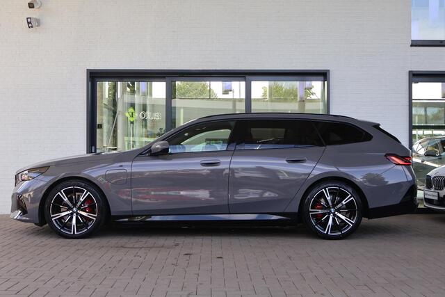 BMW 5-SERIE Touring 530e | M Sport Pro | Harman Kardon | Trekhaak | Driving Assistant Plus