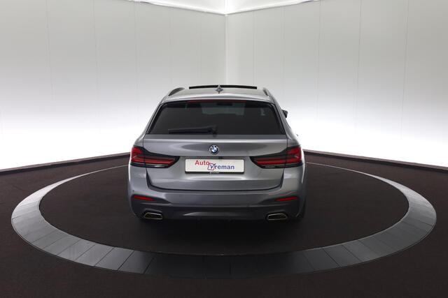 BMW 5-SERIE Touring 520d 190pk -M Sport / Pano / Shadow Line-