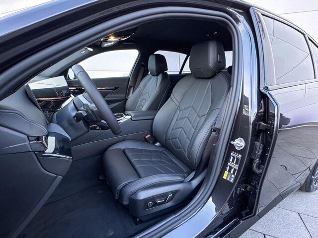 BMW 5-SERIE Sedan 530e M Sport Edition | Huisselectie