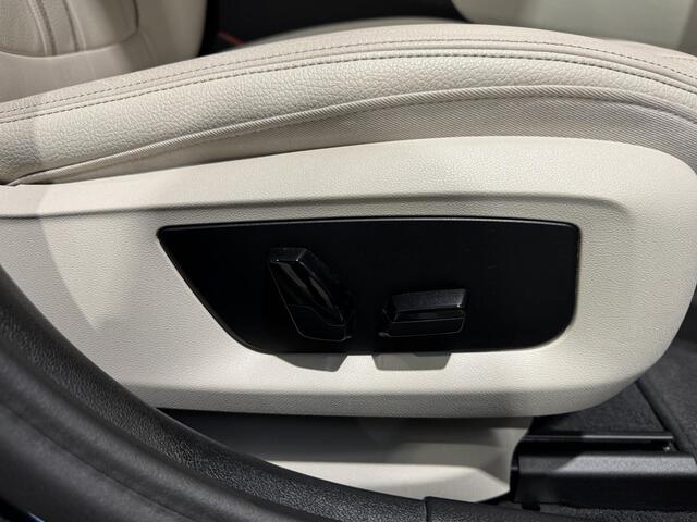 BMW 5-SERIE Touring 530e Luxury | navi | leder | led | driving assistant |