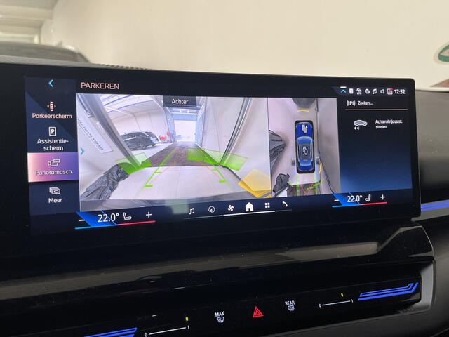 BMW 5-SERIE 520i Sedan | Nieuw Model | Personal CoPilot | Elek. Klep | Stoelverwarming |