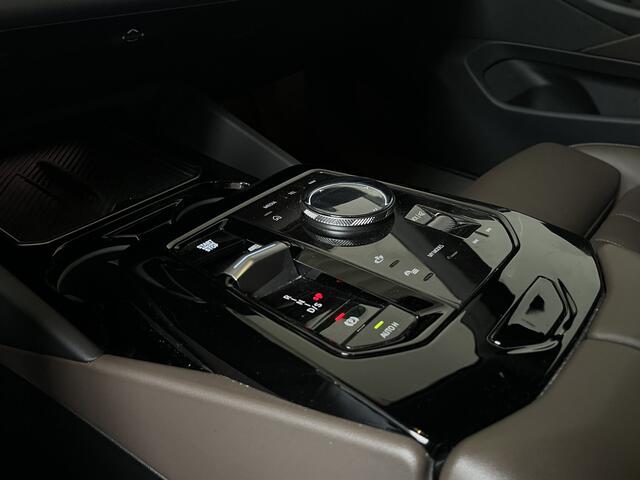 BMW 5-SERIE 520i Sedan | Nieuw Model | Personal CoPilot | Elek. Klep | Stoelverwarming |