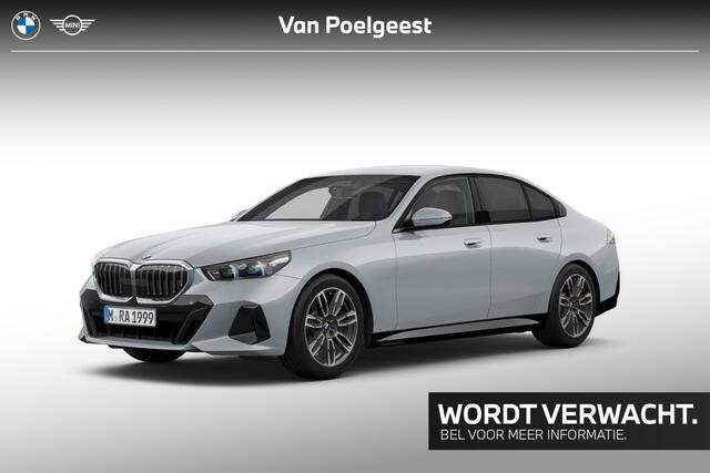 BMW 5-SERIE Sedan 520i