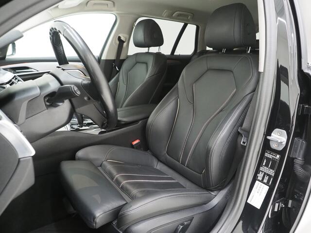 BMW 5-SERIE Touring 520i Executive | Leder | Harman/Kardon | Sfeerlicht | Virtual | Stoelverwarming | LED | Carplay