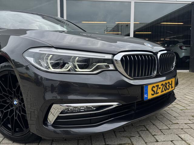 BMW 5-SERIE Touring 520i High Executive Luxery|LEDER|19INCH|ELEK.TREKHAAK