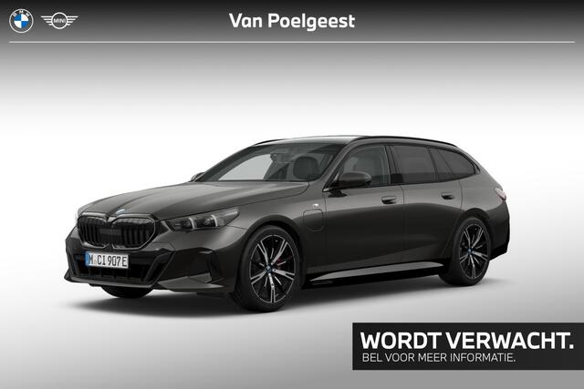 BMW 5-SERIE Touring 530e | M Sport | Panoramadak | Innovation Pack |